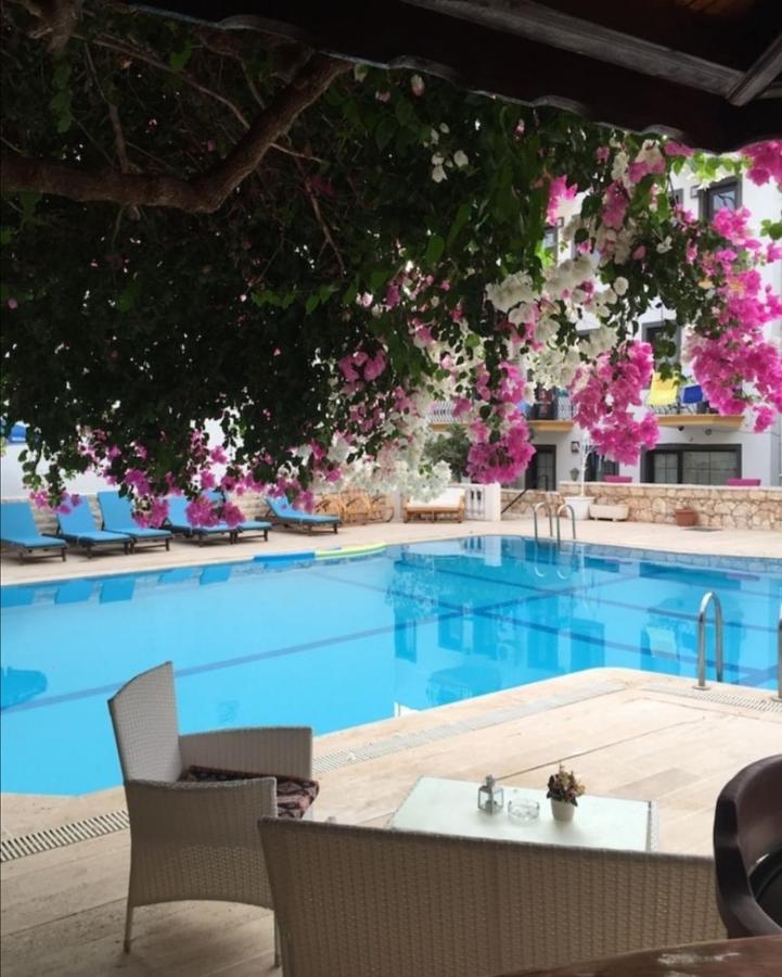 Sevgi Hotel Kalkan Exteriör bild